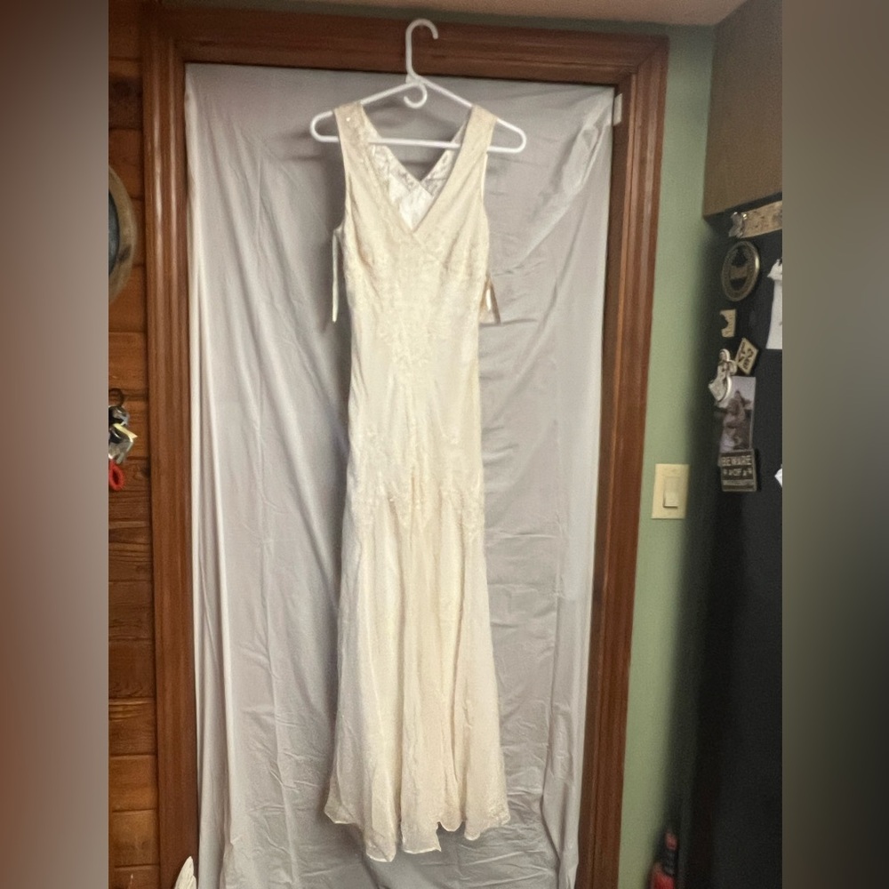 Scala beaded 100 % Silk gown NWT size M